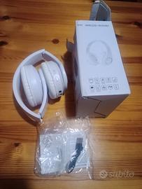 cuffie wireless bianche.
