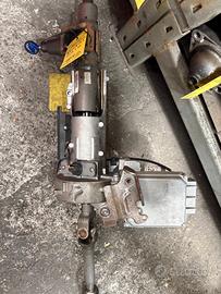 PIANTONE STERZO RENAULT CLIO ANNO:2015