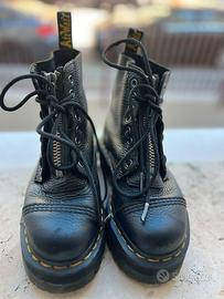 Dr.Martens Sinclair platform