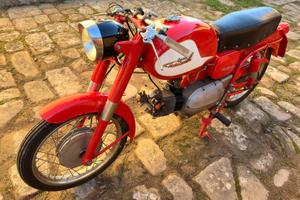 Harley Dadvidson Aermacchi Ala Azzurra del 1961