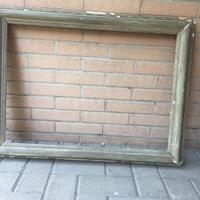 Cornice. 900/900 da restaurare