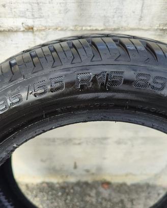 Gomme auto