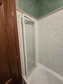 Paretina x vasca da bagno 