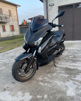 Yamaha XMAX 400 (072013)