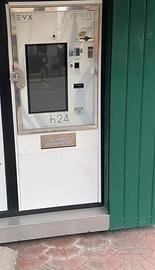 Distributore automatico