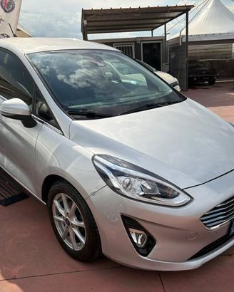 Ford Fiesta 5 porte Titanium 2.0.2.2