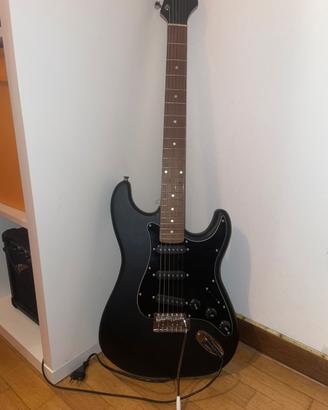 CHITARRA ELETTRICA E AMPLIFICATORE PARI AL NUOVO