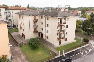 4 LOCALI A MANTOVA