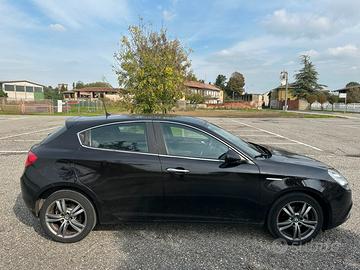 Alfa Romeo Giulietta 1.6 105cv
