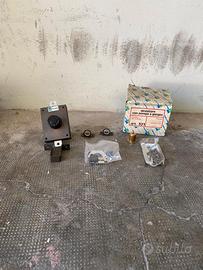 MOTTURA DEVIATORE 320 e 321 pompa est./pomolo int.