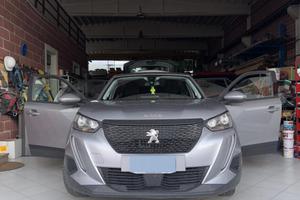 peugeot modello 2008 anno 2021 auto-carro