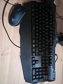 Tastiera  Marca Skiller con Mousa marca Zeus