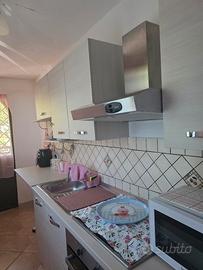 cucina lineare completa di elettrodomestici 