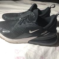Nike 270 nere