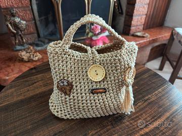 Borsa HANDMADE in cordina beige con filo dorato