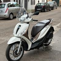 Piaggio Medley 125