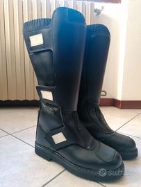 Stivali moto vigili urbani.