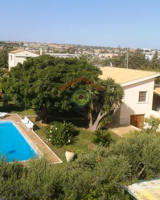 Villa da Sogno Con Piscina a Marina di Ragusa