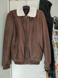 Giubbino Marrone con pelliccia sul collo 