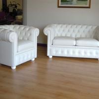 Salottino Chesterfield bianco 2 posti + poltrona