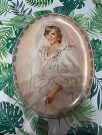 Autoritratto principessa Diana sposa