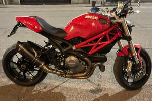 Ducati monster 1100 evo