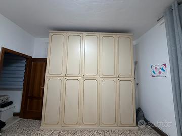 Armadio 5 ante