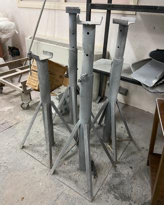 Cavalletto per carrozzeria