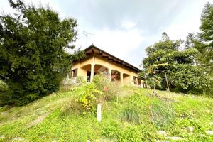 VILLA SINGOLA A BALDISSERO TORINESE