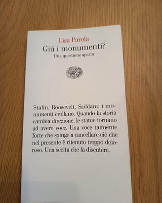 Giù i monumenti 