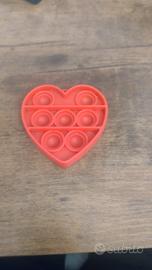pop It a forma di cuore 
