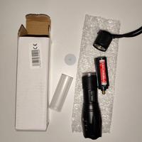 Torcia Led Zoom T6 XML- Tascabile Tattica 800lm