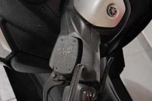 Yamaha c max 400