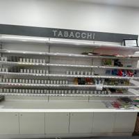 Arredamento tabaccheria