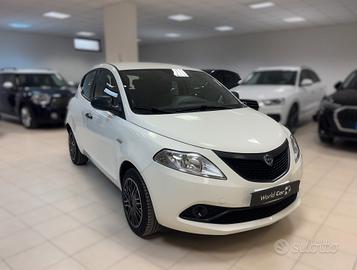 Lancia Ypsilon 1.0 FireFly 5 porte S&S Hybrid Ecoc