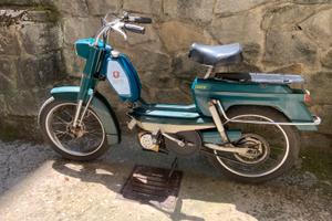 Scooter Peugeot 104 V anno 1972