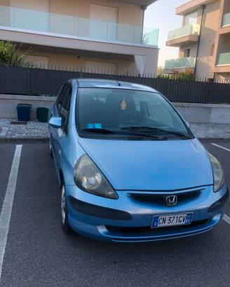 Honda Jazz -Marzo 2004