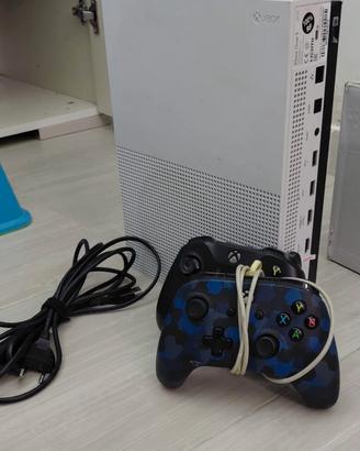 Xbox One S 512GB + 2 controller + 4 giochi 