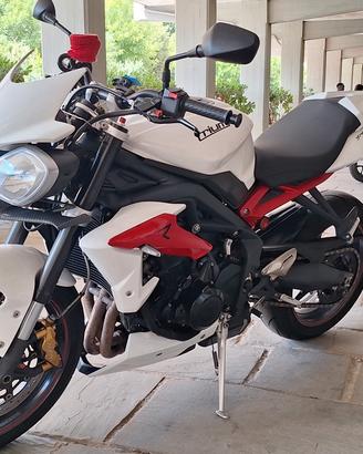 Triumph Street Triple 675 r 2014
