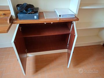 Mobili studio: libreria e armadio 