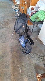 Sacca da golf con mazze spalding