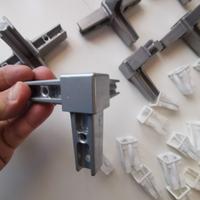 Giunto in ferro per tubi in alluminio 20x20 ,nuovi