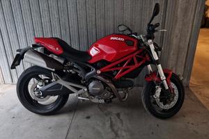Ducati Monster 696 - 2014