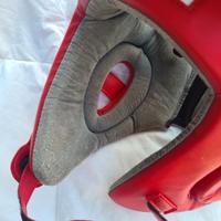 caschetto protettivo rosso Barrus, probabilmente i