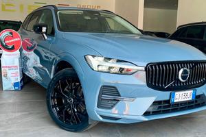 VOLVO XC60 B4 AWD 2.0 ESSENTIAL 197 CV - FULL LED,
