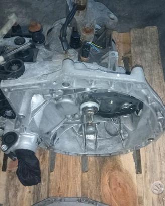 Cambio Manuale Peugeot 208 2017 HM01 1.2 Benzina