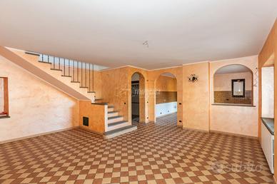 PAVAROLO - VILLETTA CON GIARDINO PRIVATO E AMPIO B