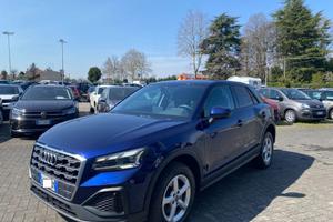 AUDI Q2 35 TDI quattro S tronic Business
