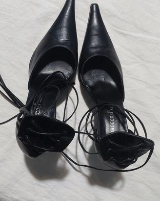 scarpe a punta nere Broccoli