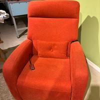 Poltrona reclinabile elettrica